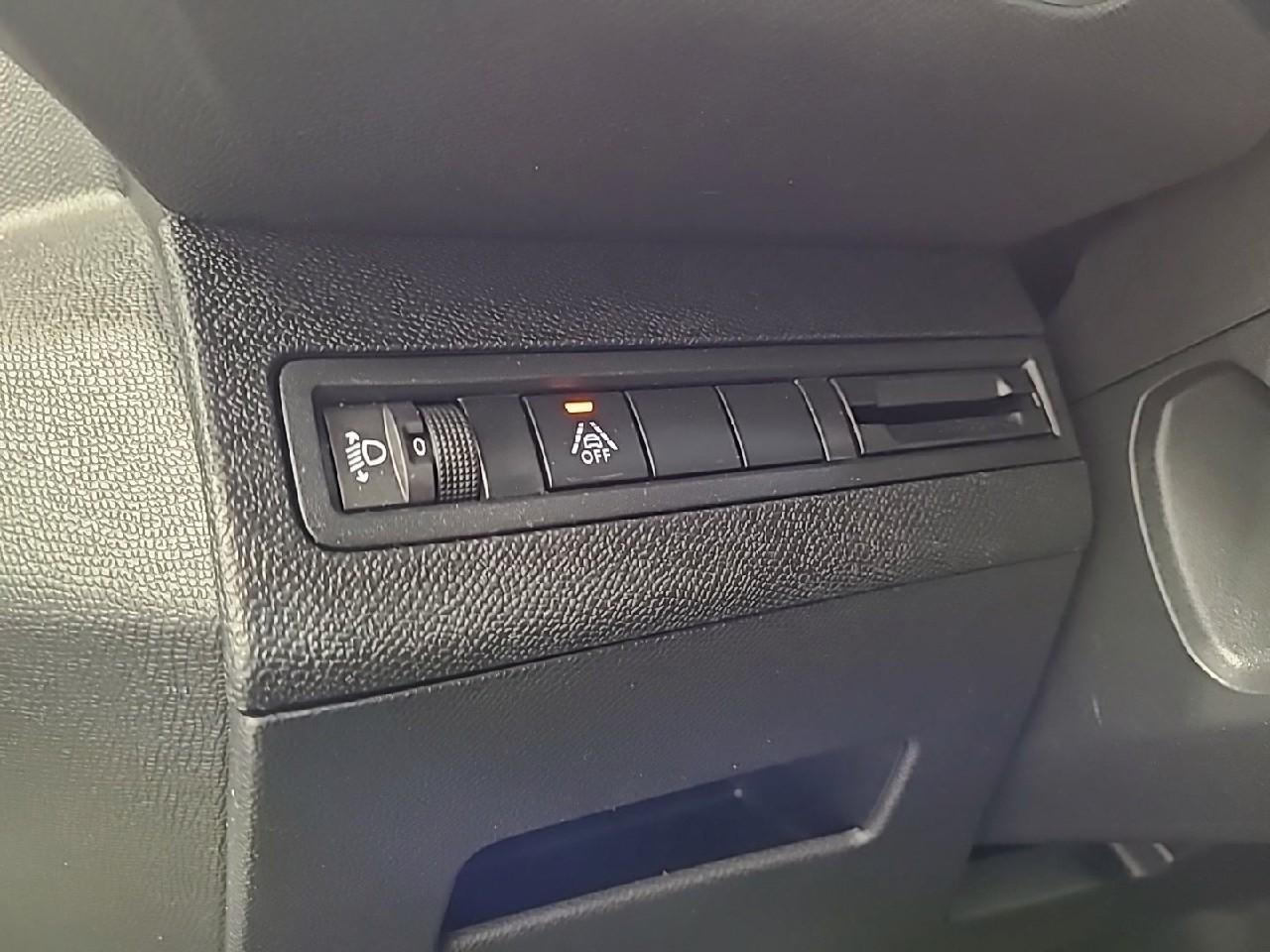 Peugeot 3008 puretech 130ch s&s eat8 allure pack — photo 23
