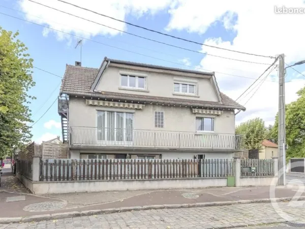 Maison 9 pièces 195 m²