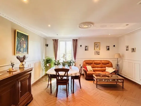 Parking 65 m²