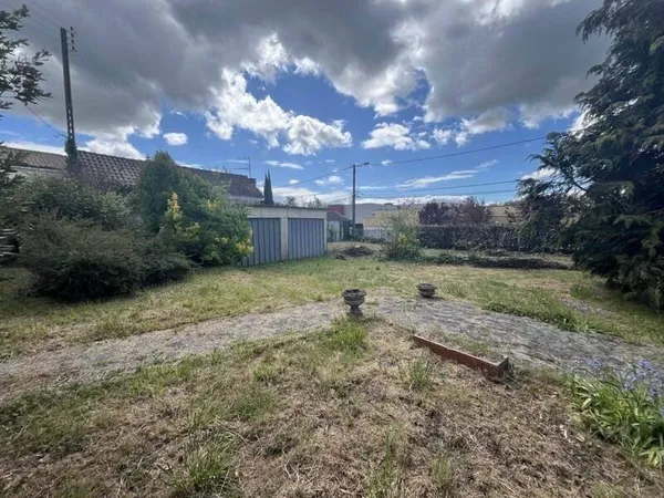 Terrain 390 m²