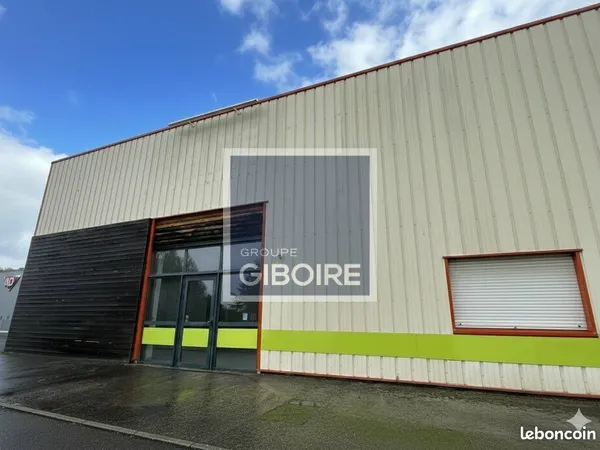 Local d'activité 400 m²