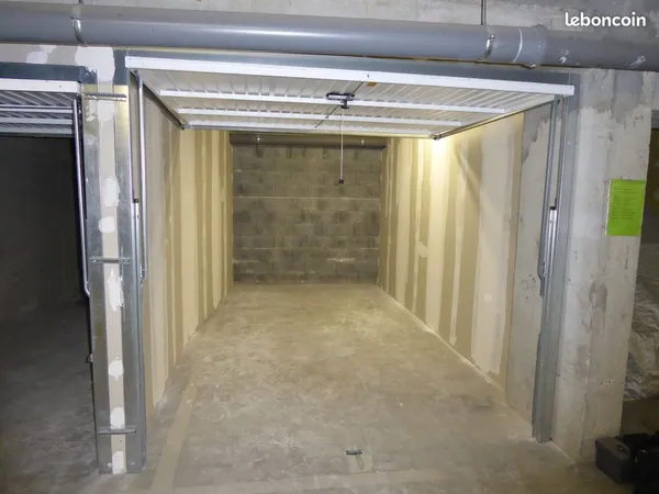 Garage, Box fermé 19m2