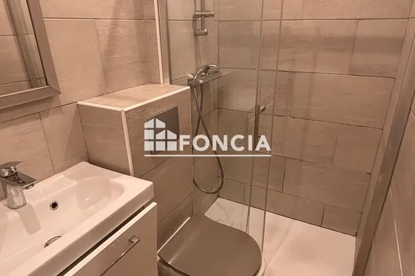 Studio 1 pièce 20 m²