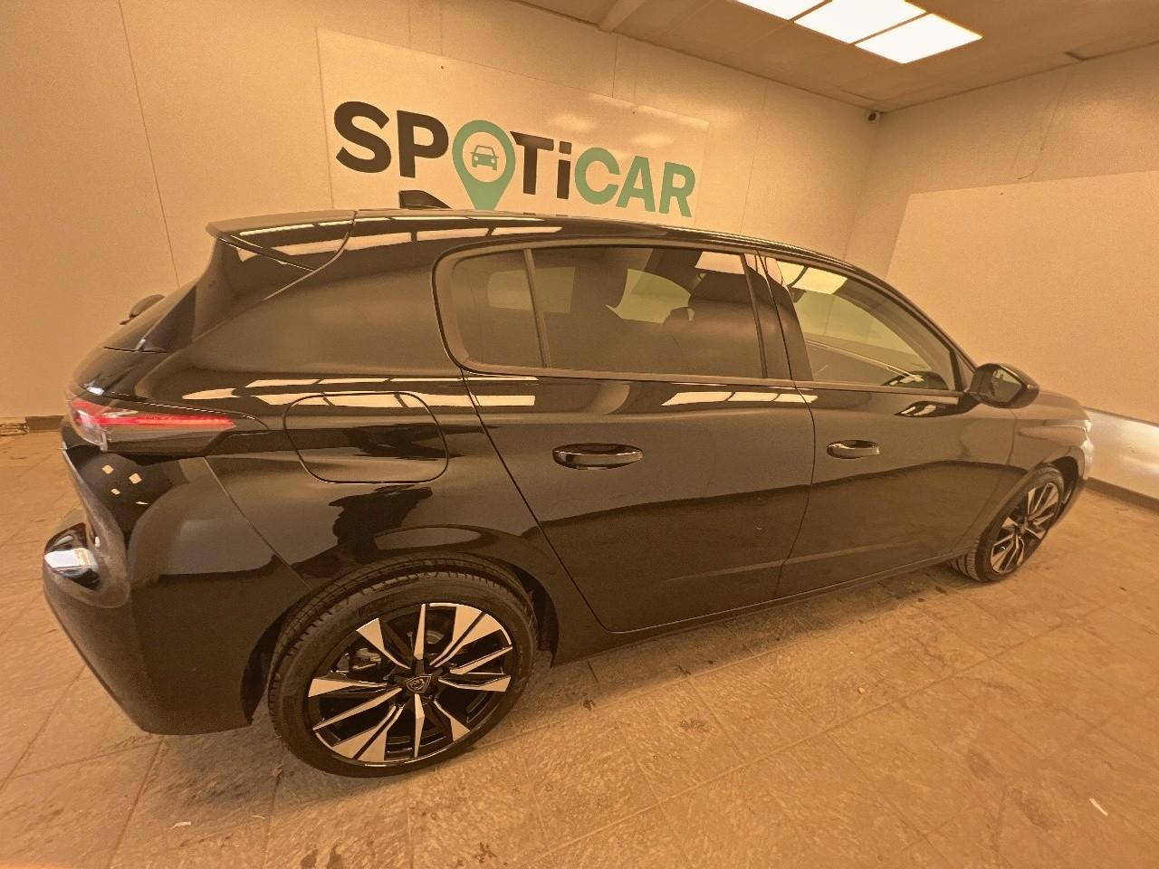 Peugeot 308 hybrid 145 e-dcs6 allure — photo 4