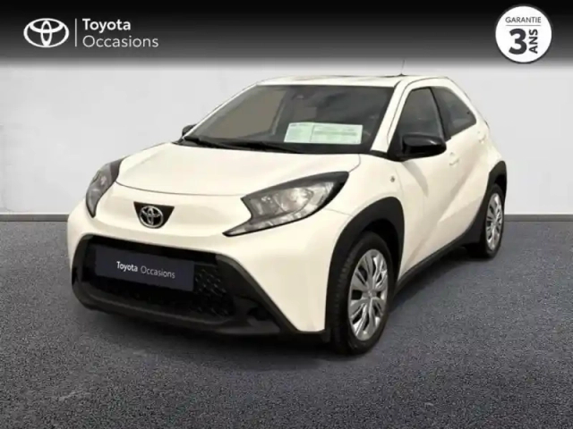 Toyota Aygo x 1.0 vvt-i 72ch dynamic my24 — photo 1