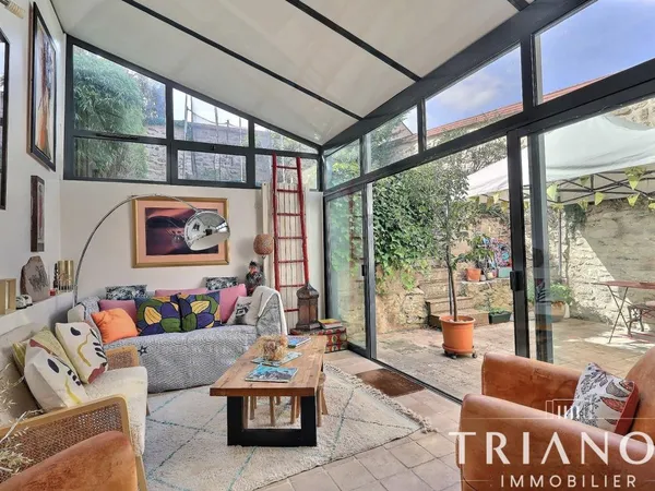 Maison de ville avec terrasse et jardin – Quartier Village