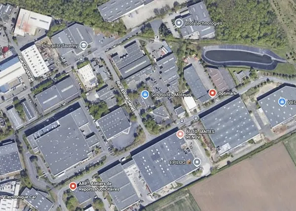 Local commercial 2355 m²