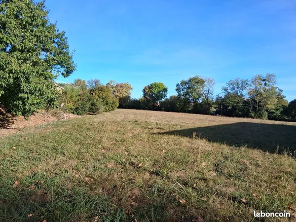 Terrain constructible à Eauze