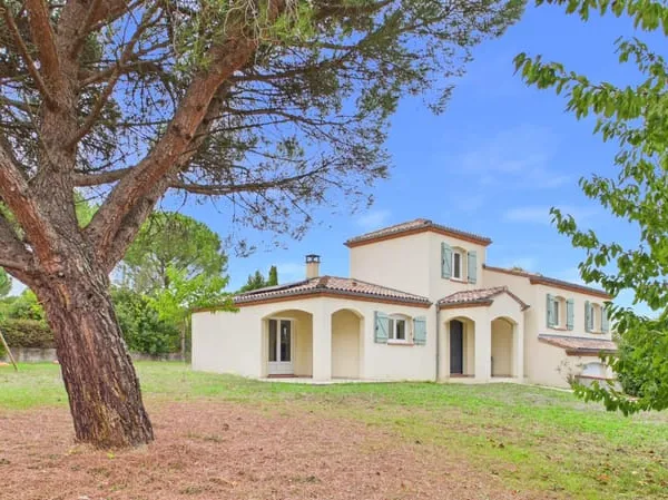 ROUFFIAC-TOLOSAN  MAISON T6 DE 129 M² + BUREAU DE 18 M²  TERRAIN ARBORÉ DE 1 875 M²