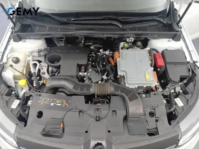 Renault Megane mégane iv estate e-tech plug-in hybride 160 — photo 12
