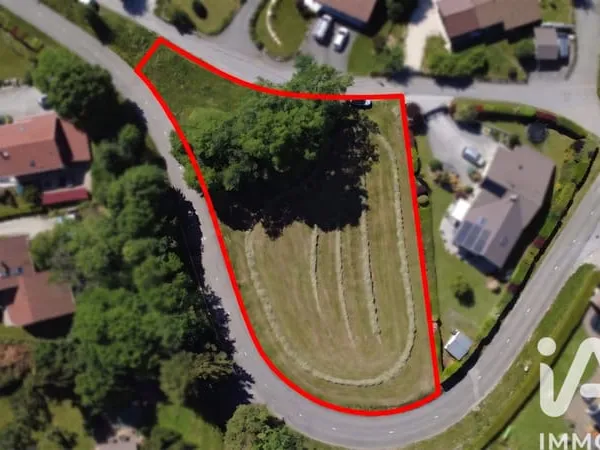 Terrain 2083 m²