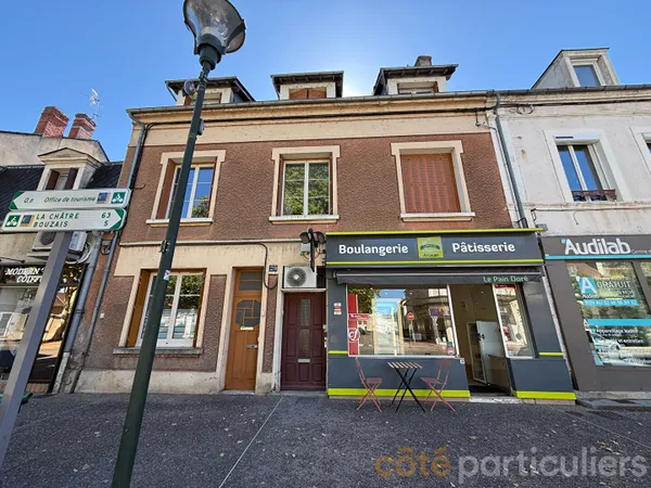 Immeuble de rapport avec 3 lots loués Centre-ville de Saint-Amand-Montrond
