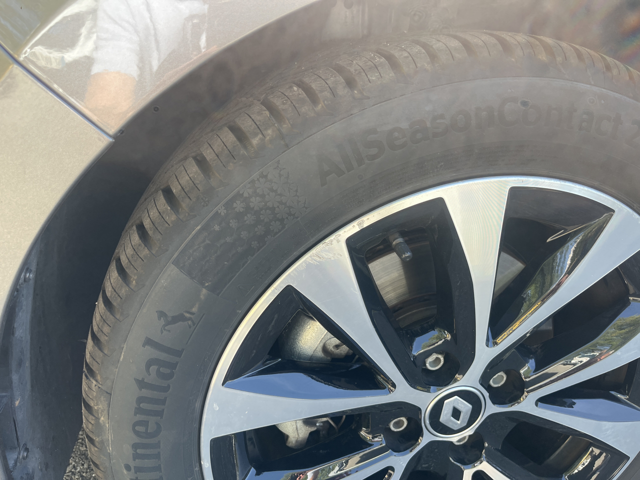 Renault Clio E-Tech full hybrid 145 — photo 23