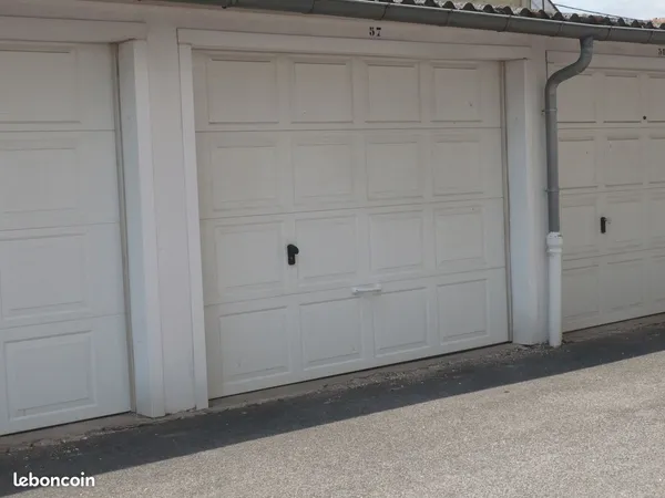 Garage box