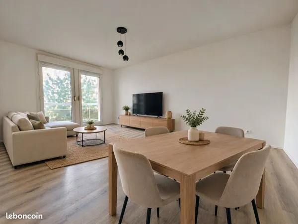Montigny Centre appartement F2 balcon parking