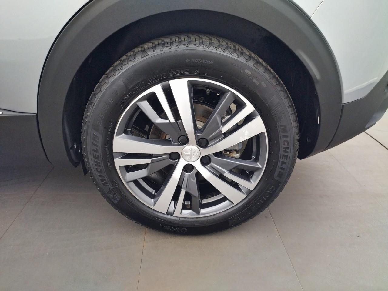 Peugeot 3008 hybrid 225 e-eat8 allure pack — photo 29