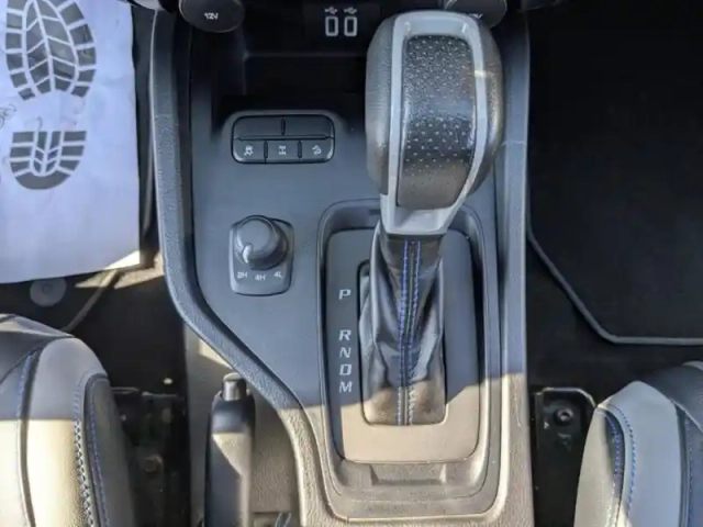Ford Ranger 2.0 tdci 213ch double cabine 4 places no tvs tva recuperable — photo 14
