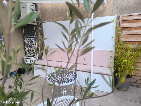 Maison avec jardin terrasse idéalement située