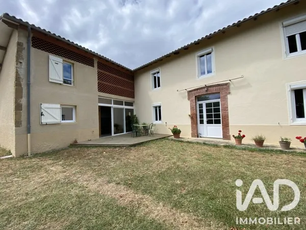 Maison 6 pièces 200 m²