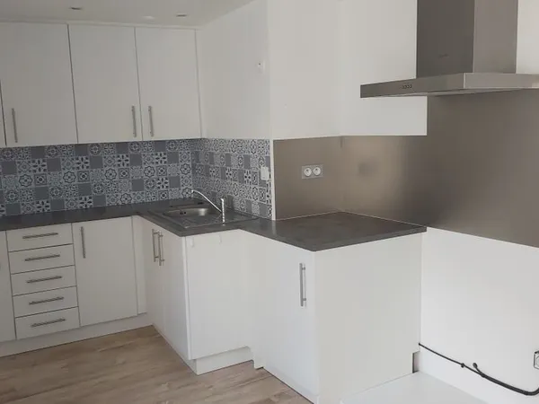 vannes appartement vide , libre
