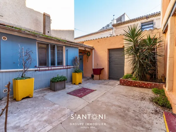 Maison 11 pièces 325 m²