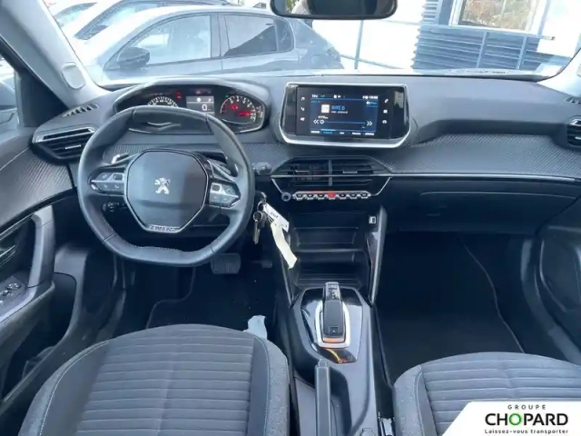Peugeot 2008 puretech 130 s&amp;s eat8 — photo 14