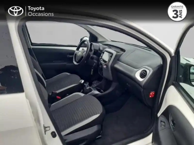 Toyota Aygo 1.0 vvt-i 72ch x-play 5p — photo 6