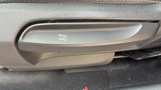 BMW X1 sDrive 18i 140 DKG7 - Xline – 2018 – 77050 km – Essence – Boîte Automatique — photo 20