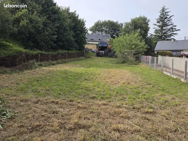 Grand Terrain Constructible et Divisible - libre de constructeur - Donville-les-Bains 1 130 m²