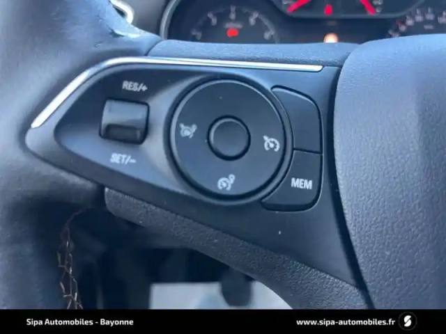 Opel Crossland X 1.2 turbo 110 ch — photo 13