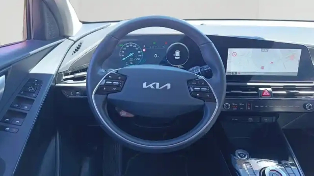 Kia Niro ev electrique 204 ch — photo 12