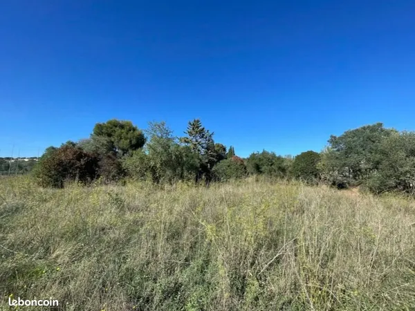 Terrain 430 m² Saint Victor La Coste