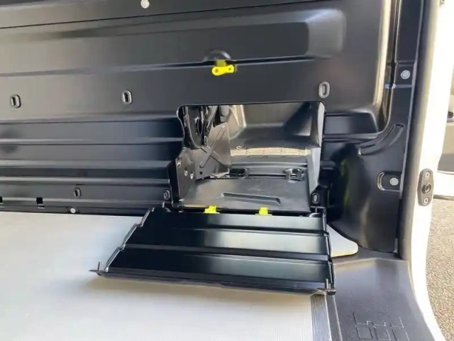 Opel Vivaro fgn taille m bluehdi 145 s&amp;s bvm6 — photo 23