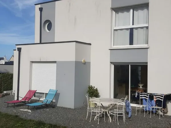 A louer à l"année maison
