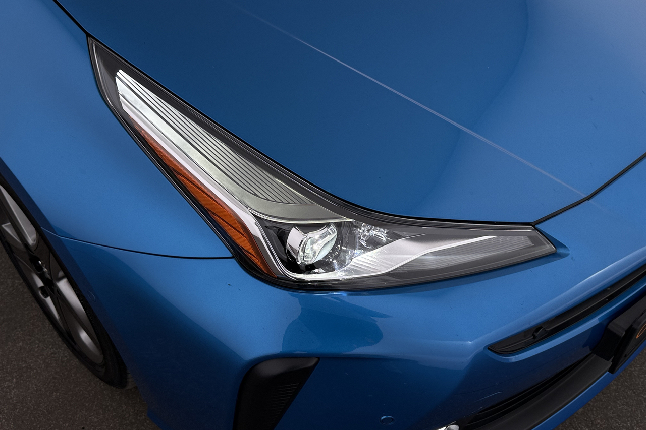 Toyota Prius+ — photo 11