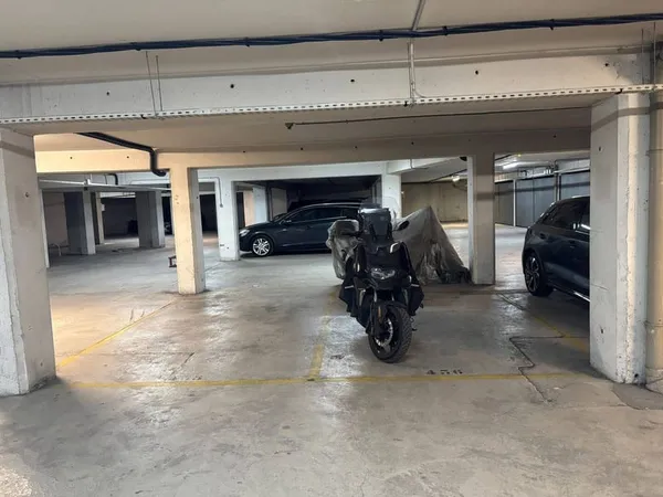 Parking 20 m²
