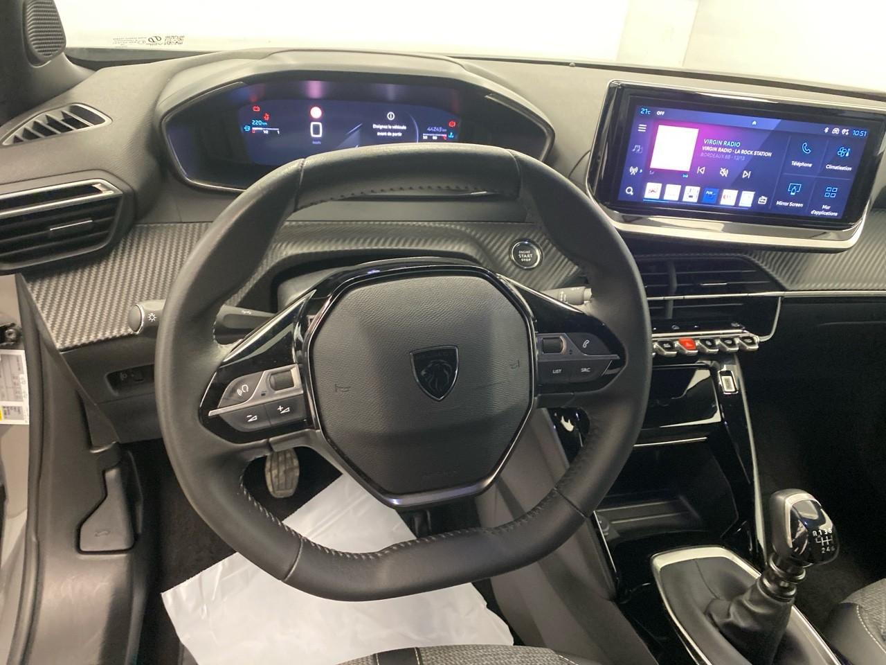 Peugeot 2008 puretech 100 s&s bvm6 allure — photo 12