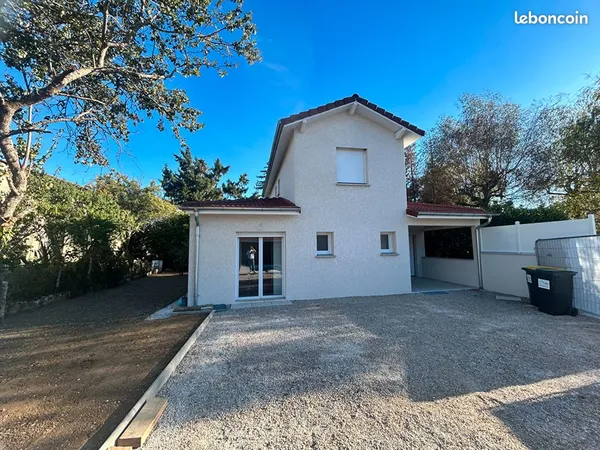 Villa 4 pièces 100 m²