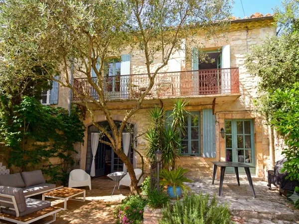 Maison 4 pièces 180 m²