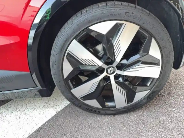 Renault Megane e-tech 220 ch autonomie confort ac7 — photo 20