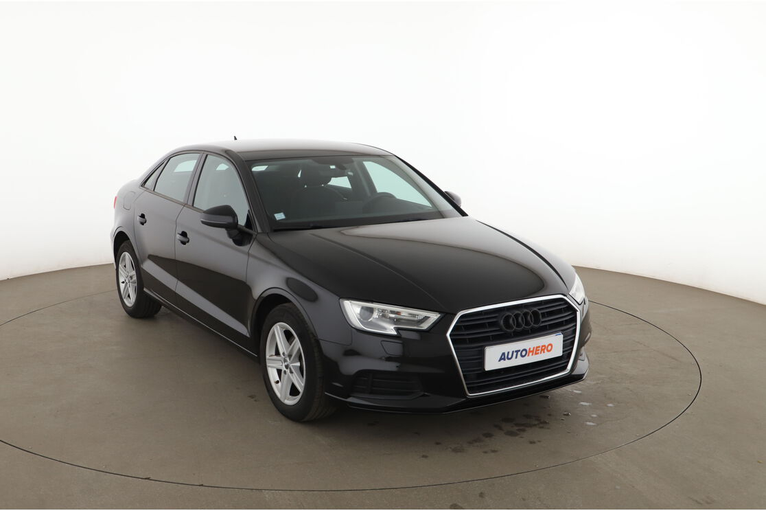 Audi A3 Limousine 30 TFSI — photo 7