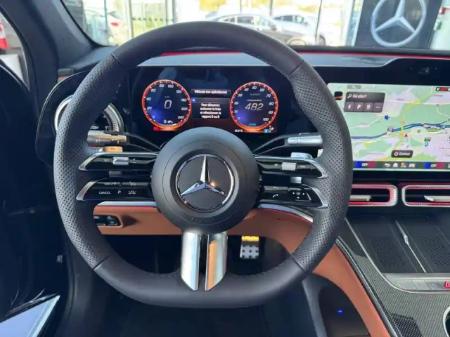 Mercedes Glc 400 eq 4m — photo 23