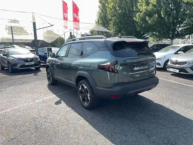 Dacia Bigster hybrid-g 150 4x4 — photo 3