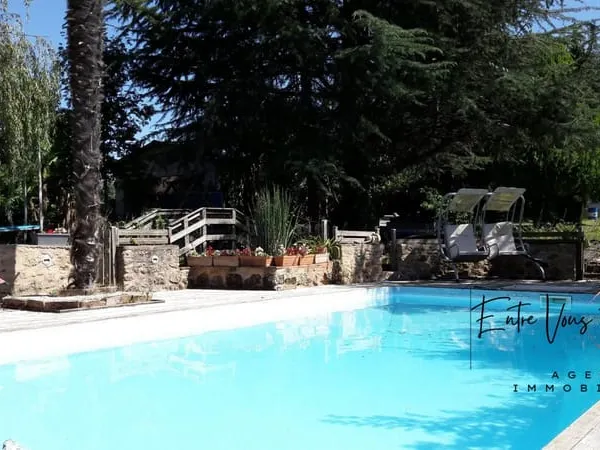 Maison En Pierre Avec Piscine