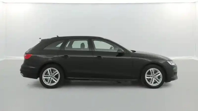 Audi A4 35 tdi 163 s tronic 7 design 5p — photo 6