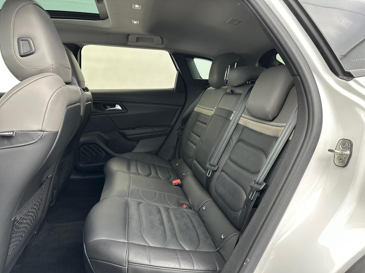 Citroën C5 X hybride rechargeable 225 s&s e-eat8 shine pack — photo 12