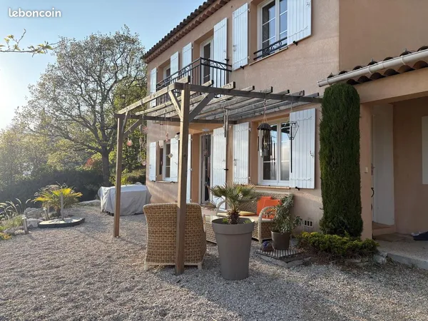 Maison individuelle Coursegoules