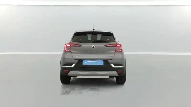 Renault Captur e-tech plug-in 160 — photo 40