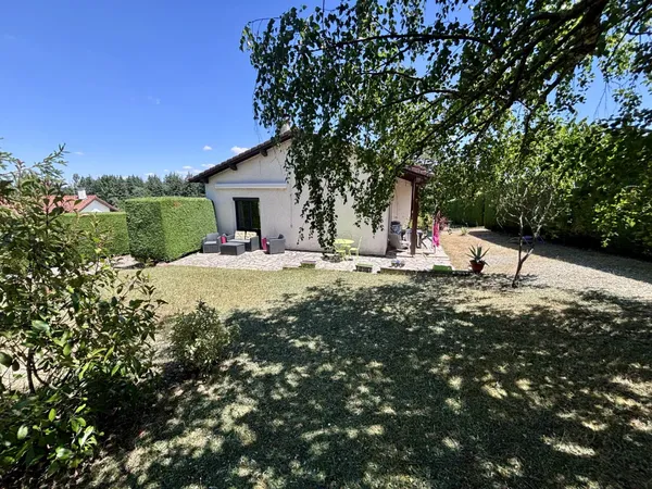 VILLA 3 CHAMBRES SAINT GENEST LERPT