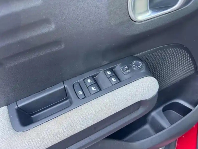 Citroën C3 Aircross puretech 110ch s&amp;s shine pack — photo 44